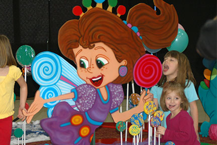 Kids Eating Big Lolly Pops